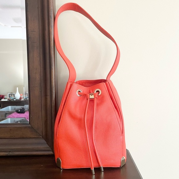 Vince Camuto Handbags - Vince Camuto Orange Shoulder Bag